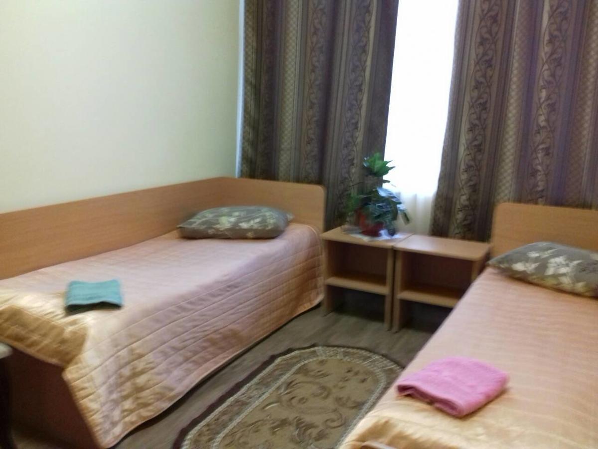 Hotel As 1 Uzjhorod Eksteriør billede