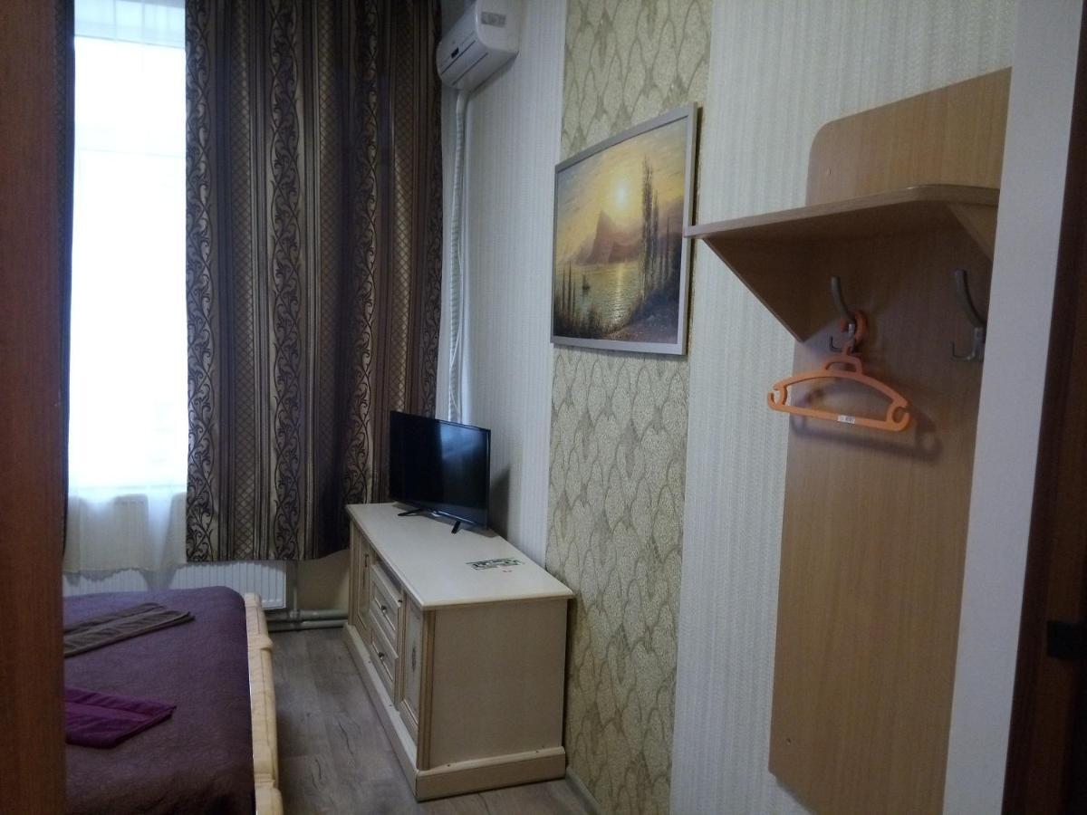Hotel As 1 Uzjhorod Eksteriør billede